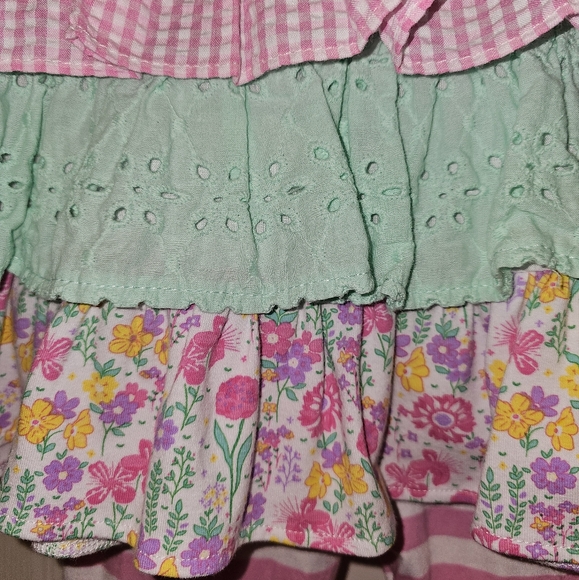 Easter Bunny Outfit 3T - Picture 4 of 12